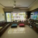 Swastika Mukherjee Instagram - বাবা বলত ঘর ও কথা বলে… তখন ছোটো ছিলাম কথাটা ঠিক বুঝতে পারিনি। বাবা মায়েরা কত গভীর কথা কত সহজে বলে দেয়। আমার ঘরের এই রোদ মাখা গাছ গাছালি গুলো আমার সবচেয়ে প্রিয়, শোয়ার ঘরে শুধু ঘুমোতে যাই, বাকি পুরো সময়টা এখানেই। মুম্বই থেকে কলকাতা ফিরে গেলে সবচেয়ে বেশি মন কেমন করে গাছগুলো আর পাড়ার পোষ্য গুলোর জন্য। ডাল কেটে বসালে বেশ ওরা নিজের মতন করে বড় হবে - এমন গাছ জানা থাকলে আমায় জানাবেন 🌿🌼 Thank you বাবা ~ ঘর সত্যি কথা বলে গো। Versova, Yari Road