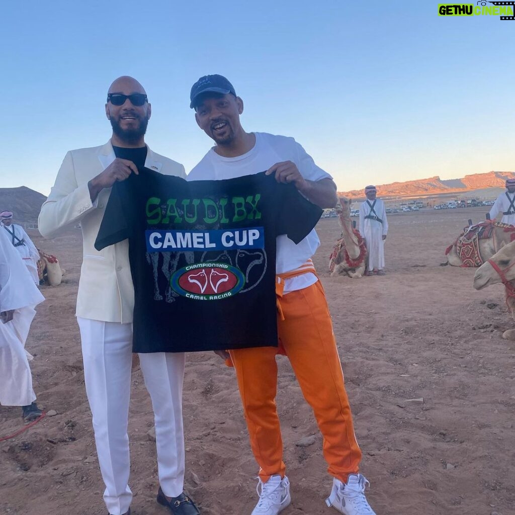 Swizz Beatz Instagram - Team @saudibronx is top 5 in the league 🐪🙏🏽 Tune into our next race you can watch live on @saudibronx ⚡️ If you screen shot that your watching the race in real time we might send you some cool things & name a camel after you ⚡️⚡️⚡️😂😅😅🙏🏽🐪🐪🐪🐪🐪🏁🏁🏁🏁🏁🏁🏁🏁🏁🏁 ⚡️⚡️⚡️⚡️⚡️⚡️⚡️⚡️⚡️⚡️⚡️⚡️⚡️⚡️⚡️⚡️⚡️⚡️