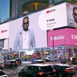 T-Pain Instagram - He’s back!! Times Square Teddy 🤝🏿 @youtubemusic 😂 Shout out to @rachiebabie and the whole team over there! Be sure to check out my new song Dreaming on #youtubemusic out now 💫 Times Square, New York City