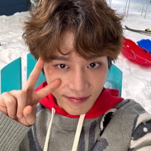 Taeil Instagram - May the magic of #christmas fill your home with love, your heart with joy, and your days with laughter.