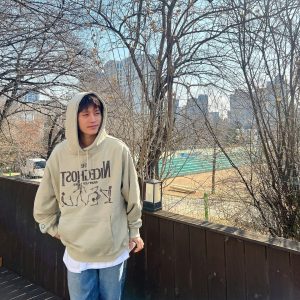 Taeil Instagram - 춥다
