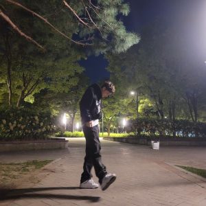 Taeil Instagram - 이제밤은춥다ㅏㅏ