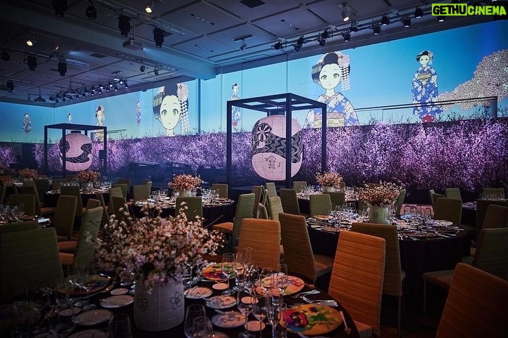 Takashi Murakami Instagram - On February 2, from 8 to 10 pm, a dinner party was held for my “Takashi Murakami: Mononoke Kyoto” exhibition, where about 5,000 cherry blossoms were in full bloom (80% of the flowers in bloom!) at once. Floral artist Makoto Azuma (AMKK) is the one who pulled off this tremendous feat. Makoto Azuma is a floral artist who has been creating flower arrangements in outer space, executing a large floral installation deep under the sea, arranging flowers in a frigid world of absolute zero, and growing plants in a kind of perpetually circulating nature device invented by humans long ago. He is an artist with a concept of symbiosis between humans and plants, who works with flower as his theme. Twenty years ago, when I received flowers from Mr. Koichi Inaba, the president of the management company of the folk duo, Yuzu, I was very much impressed; they were arranged by Mr. Azuma. Later, I saw Mr. Azuma in a TV documentary, sobbing and stomping in frustration. Intrigued by this very unusual person, I went to visit him at his studio in an old house in Azabu. I really wished to organize a dinner with cherry blossoms as the theme, so I approached Mr. Azuma around mid-December last year. He kindly and readily agreed and immediately got to work: He cut 5,000 Cherry branches, put them in a greenhouse, closely managed the temperature, and on February 2, the very day of the dinner, he made the cherry blossoms bloom at the optimal 80%. I guess he is what you would rightfully call a genius. He really realized an installation of cherry blossoms in full bloom, filling the venue with the smell of beautifully cut flowers, which left us gaping in awe. My sincerest gratitude, Mr. Azuma. @amkk_project @jardins.des.fleurs @azumamakoto @takashimurakami_mononoke_kyoto by #azumamakoto #amkk #amkkproject #shiinokishunsuke #naritaeri #cherryblossom #kyotocitykyoceramuseumofart #kyoto #art #TakashiMurakami #mononokekyoto