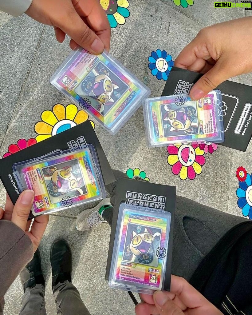 Takashi Murakami Instagram - ❗Back by popular demand❗ Receive a free Murakami collectible trading card with your ticket to #MurakamiMonsterized on Thursday, Feb. 8! ‌To kick off the last weekend of “Murakami: Monsterized,” we’re giving away the a limited supply of Murakami trading cards! 🌼 On a quest to find a particular card? We’re also hosting a trading area in Bowes Court where you can meet up with other collectors to swap cards. ‌🎟 Tickets are selling quickly, so don’t miss out on this special gift with purchase and get your Feb. 8 ticket in advance!* 📷: @eydreeehn 📷: @fluffy.bunni.studio 📷: @bluelove_ig 📷: @blinktothegrace 📷: @ali.ciachen 📷: @abovethe4thfloor #MuseumDifferently #AsianArtMuseum #TakashiMurakami © Takashi Murakami/Kaikai Kiki Co., Ltd. All Rights Reserved. ‌ *Supplies are limited and a ticket purchase does not guarantee a gift. One trading card per adult ticket (or membership household). Must be present to claim your gift with purchase. Find all details and restrictions at asianart.org. Asian Art Museum