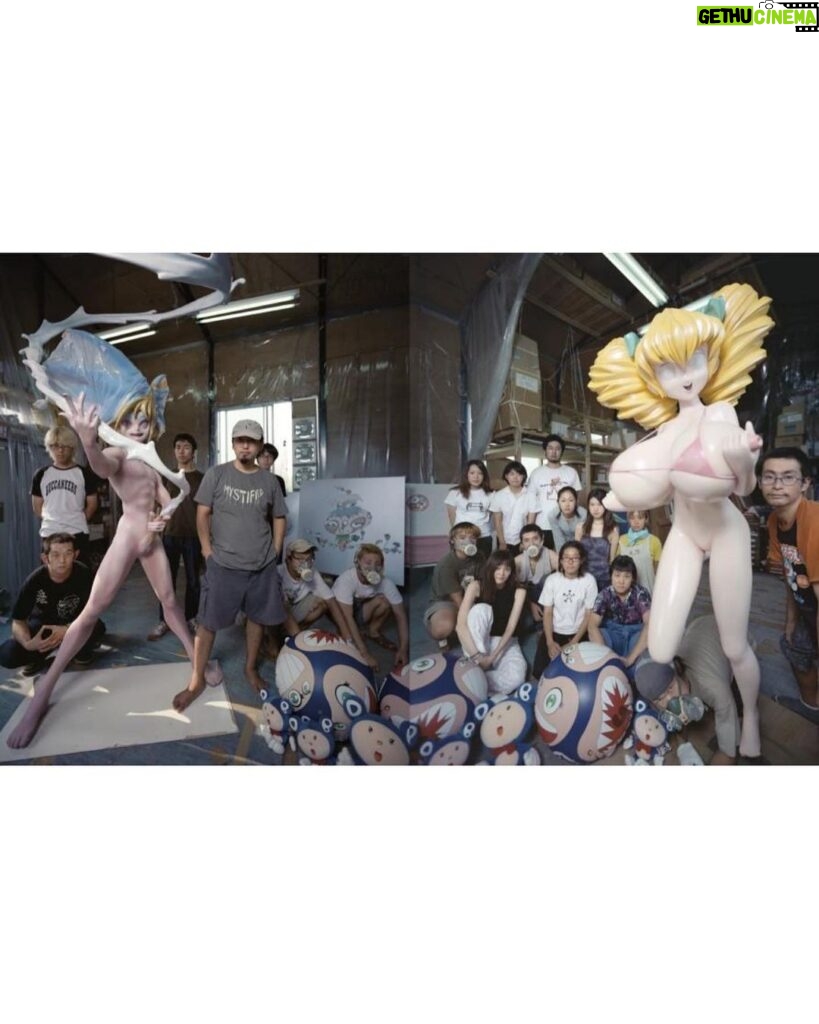 Takashi Murakami Instagram - In memory of Kishin Shinoyama sensei: Mr. Kishin Shinoyama was a photographer who crafted the image of Japan, dashing through the country’s cultural genesis that occurred during its high growth period through the era of the so-called bubble economy. I have had the privilege of being photographed by him several times, and he kindly contributed his work in an exhibition I have curated. We shall see how much of Mr. Shinoyama's vast accomplishments will be historicized in the world of Japanese art. Sensei, please enjoy observing the development from where you are in the world beyond! He was a tremendous commercial photographer who cut through the ages in Japan. I put my hands together in prayer. 🙏 追悼、篠山紀信先生 日本の高度成長期からバブル経済の文化創世記を駆け抜けて、日本のイメージを作ったカメラマンさんでした。 僕も何度か撮って頂き、また篠山先生のお仕事も僕がキュレーションした展覧会に出展頂きました。 篠山先生の残された膨大な功績が、日本の芸術の世界においてどれほど歴史化されるのか。どうか楽しみに、向こうの世界から観察しておいてください！ 日本の時代を切り裂いた偉大なるコマーシャルカメラマンでした。合掌。🙏 東京