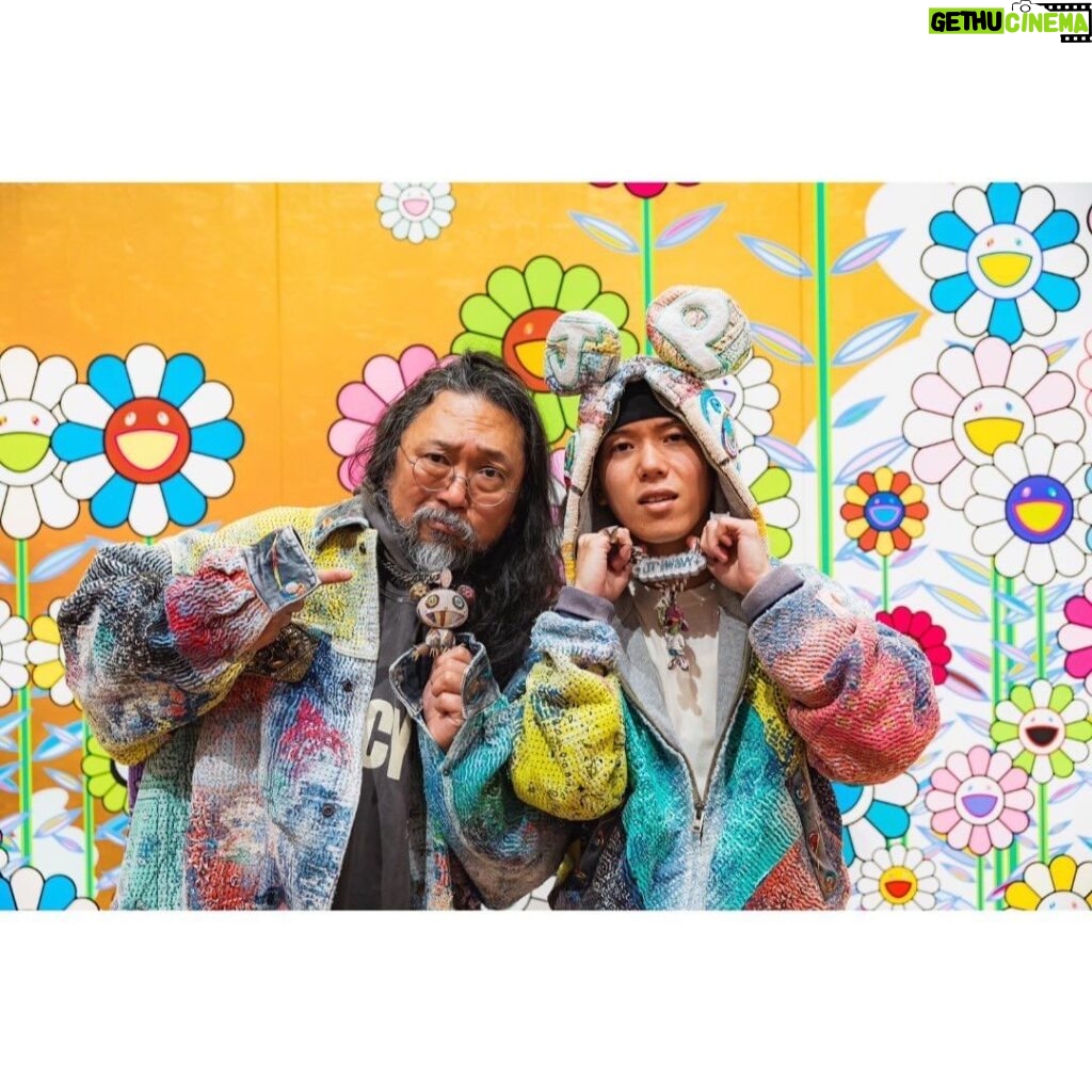 Takashi Murakami Instagram - The “Takashi Murakami Mononoke Kyoto” exhibition opened on February 2. JP THE WAVY produced and sang the theme song, “Mononoke Kyoto”, for the exhibition. The reason why I asked JP THE WAVY to write the song for me was because I happened to see a group of children around second to fourth grades dancing energetically to his song “Pick N Choose” at their hip-hop dance recital. I became extremely excited, sensing that this was the long-awaited dawn of Japanese hip-hop. To draw an analogy, it seemed comparable to the dawn of Japanese rock music marked by the appearance of the band, Happy End! Whoaaaaa! I couldn’t sit still, so I reached out by DM-ing WAVY’s Instagram, and he responded immediately; by midnight that day, astonishingly, he was at my studio. That was toward the end of November 2023. He started making the music at a tremendous speed, we exchanged numerous LINE messages back and forth, and I was able to attend the first recording in early December. From there, things progressed rapidly and, at the end of the year, on December 30, he completed the song. WAVY stayed at my studio for about 8 hours during the lyric writing process and kindly picked up a lot of ideas from me. After that, I created the WAVY character as a creative response from me. And finally, on February 2, at the opening reception that started at 6 pm, WAVY actually performed with the kid dancers, and then again at the dinner party from 8 pm, he also had his own performance. His stage costume was made by PROLETA RE ART at the suggestion of WAVY. You can listen to the theme song “Mononoke Kyoto” written by JP THE WAVY by scanning the QR code at the end of my exhibition. Please have a listen when you visit “Takashi Murakami Mononoke Kyoto”. @sorry_wavy @musiclabo1998 @amkk_project @jardins.des.fleurs @azumamakoto @proletareart @kojima_shoten @takashimurakami_mononoke_kyoto #kyotocitykyoceramuseumofart #kyoto #art #TakashiMurakami #mononokekyoto Photo by @suzukish1n