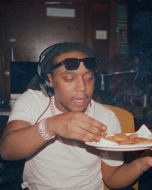Takeoff Instagram - He think he fucking my bitch... nigga dat bitch for rent $ ✌🏾