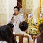 Taksaorn Paksukcharern Instagram - ขอบพระคุณอาจารย์ช้างที่ให้แอฟได้ร่วมพิธีสวดนพเคราะห์ดาวราหูย้ายราศีค่ะ 🤍🙏🤍 @morchang ได้ไหว้ด้วยกันในวันเกิดเพื่อนรัก @thanikan_oum และดีใจได้เจอเชอรี่ด้วยนะคะ @cherrykhemupsorn 😊 วัดสระเกศ ราชวรมหาวิหาร ภูเขาทอง