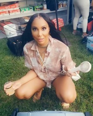 Tamar Braxton Instagram - Y’all i got my EVERLASTING life with my TT’ @mspattilabelle my best friend @jameswrightchanel @localona1 and my love @rarebreednola celebrating my Cuzco #zuri50th bday!! We danced, ATE and drank and praised God for the fun❤️❤️❤️ why do we all turn into Beyoncé when there is a fan on?? 😩😩😂😂😂 family love and real life long friendships was in the air!! Y’all missed out on this one 🏆✨