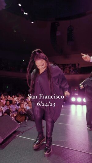 Tamela Mann Instagram - For those of you who couldn't make it to service today, here's a clip from last night's show in San Francisco😩 @its.time.official
