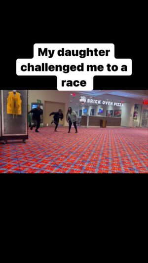 Tamela Mann Instagram - @porcia_mann challenged me to a race 😎
#fatherdaughter #race #thursdaymotivation