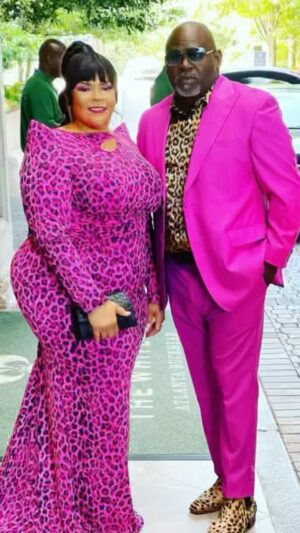 Tamela Mann Instagram - Had a great time this weekend @thestellars great to see all our gospel family. Congrats to all of the winners and nominees. #overcomerdeluxe #helpme #help #church