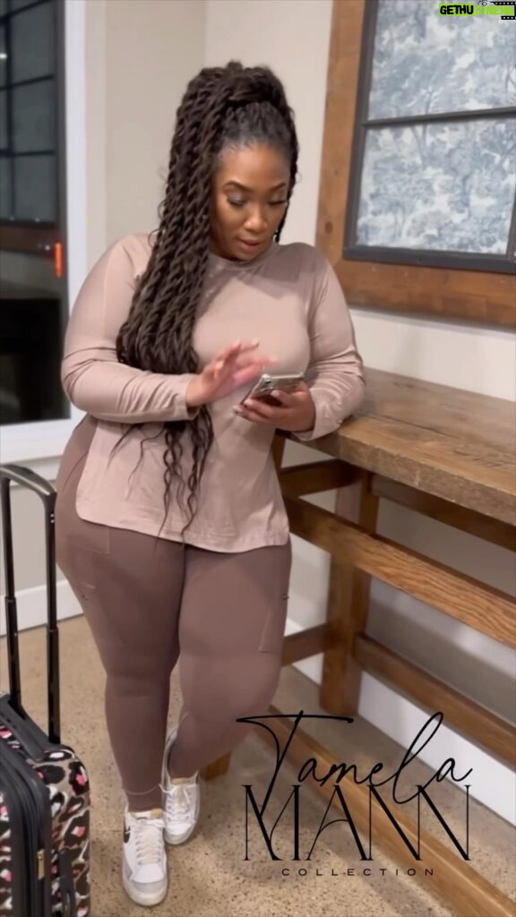 Tamela Mann Instagram - Ladies!!! As the seasons transition from summer to winter, it’s time to update your wardrobe and prepare for colder weather. Here are some pieces for a seamless summer to winter fashion transition: Top: Mocha Long Sleeve Tee Bottom: Mocha Cargo Jogger Under Garment: TMC New & Improved Everyday Shapewear We love introducing warmer shades into our fits! Comment below if you’ve integrated our #Mocha pieces into your closet! TMC Brand Model : @soyinijones MUA : @misskieandria 📸: @tenthchildinc #tmc #tamelamanncollection #curvygirl #curvyfashion #blackownedbusiness #plussize