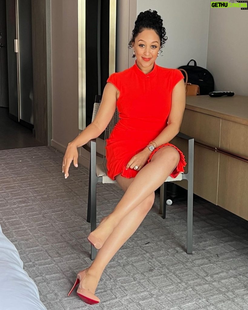 Tamera Mowry-Housley Instagram - Entering a new season in my mid-forties. 😳 Grateful for life, new opportunities and learning the importance of self-care. We juggle a lot as moms. 💪🏽Sometimes at the expense of losing sight of our passions, mental and physical health. Being someone who struggles with balance I learned the importance of boundaries, silencing the inner critic, being kind to myself and aligning myself back to God. Even with life’s challenges. It can be beautiful.❤️ #wife #mother #boss 💃🏽 @karen_millen