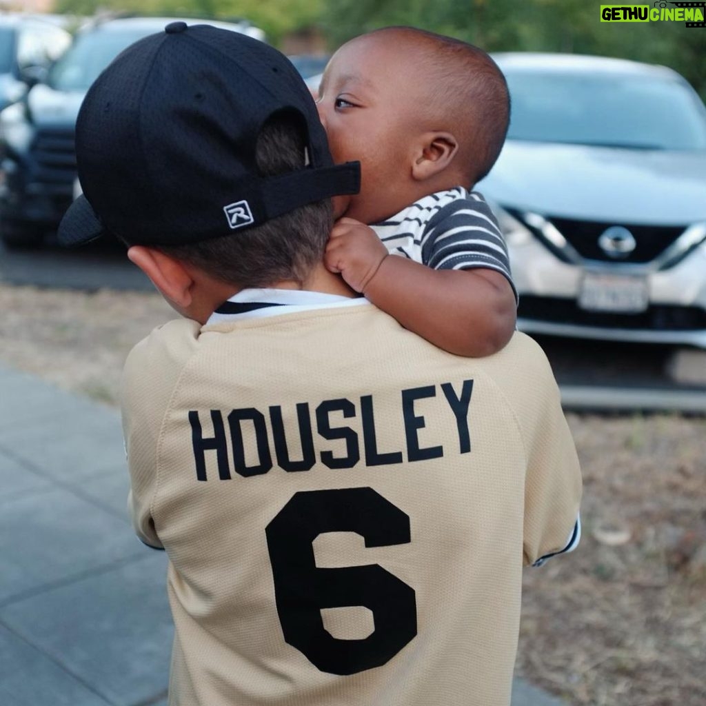 Tamera Mowry-Housley Instagram - When Nashville comes to town, love fills the air! ❤️✨ So grateful to have @taviordontaemowry , @zandymowry and Triumph visit US this time. Bonus! We got to introduce Triumph to baseball ⚾️ Aden clearly was in heaven. And Ariah got to practice some of her future babysitting skills. Thanks auntie ZANDY and for all the amazing pics. Serious photography skills 🥰📸