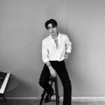 Tanapon Sukumpantanasan Instagram - 🖤