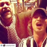 Taner Ölmez Instagram - #Repost @aliakturkkk with @repostapp. Unutursan yüreğin kurusun! En buyuk aşk✌🏿️