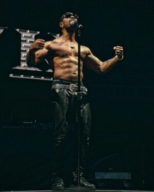 Tank Instagram - Chasing greatness is a pursuit that never ends.. 
R&B MONEY 
📸 @_wheretheproof