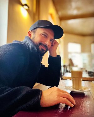 Tarkan Instagram - İyi pazarlar✌️💛