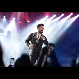 Tarkan Instagram - Dünkü Disney+ lansman gecesinden…💙 @disneyplustr

Sizlerle konserlerde buluşmayı ben de iple çekiyorum bu arada:) 
Ve ben de çok özledim😘

📸: @yigit___eken