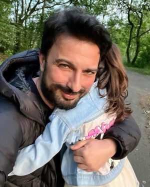 Tarkan Instagram - Babalar günümüz kutlu olsun 😉
🧿🤍🧿

#babalargünü