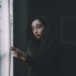 Tarlan Parvaneh Instagram - یه عید دیگه هم رسید تو نیومدی ولی من هنوز جوابم به همه حالش چطوره هایی که بقیه میگن همونه ، خوبه ، شکر ... حالا خوبی؟ #از_زبان_ترگل #درباره_ترگل