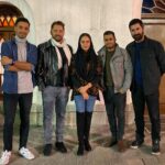 Tarlan Parvaneh Instagram - رها ، جون گرفتنشو بيشتر از همه مديون همين ٥نفر توى اين قابه ... آقايان رادان ، امينى ، پوركريمى ، ركنى و خانم پروانه 😌🖤 مرسى از همتون 🖤🖤