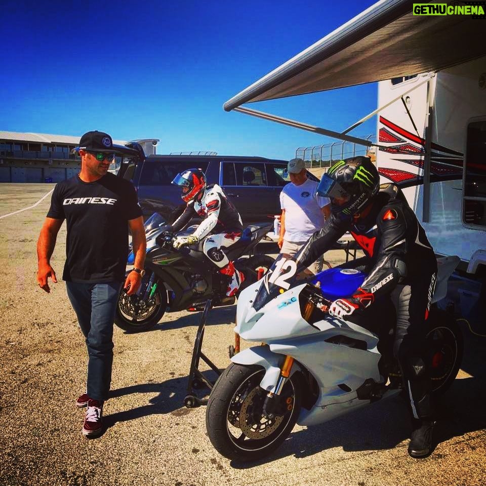 Taylor Kinney Instagram - Laguna Seca Dream track day, watched my first Moto GP race here and this weekend I got to Loop it with some good friends. Cheers! #BeverPelts @johnnylouch