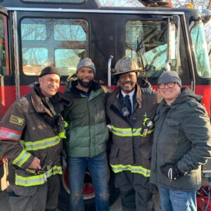 Taylor Kinney Instagram - All new episode of @nbcchicagofire tonight! Special guest star and all around amazing guy @mforte22 makes his debut, tune in and stay warm!