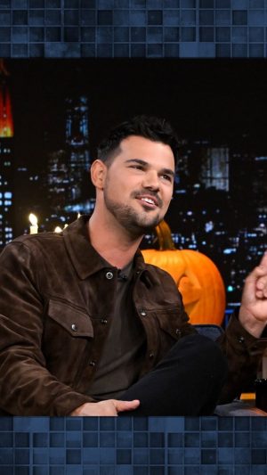 Taylor Lautner Instagram - @taylorlautner teaches Jimmy his signature fight move, the “tornado kick” 😂 #FallonTonight