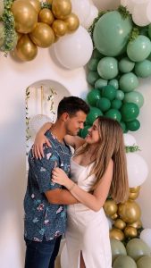 Taylor Lautner Instagram - engagement party💍🥂