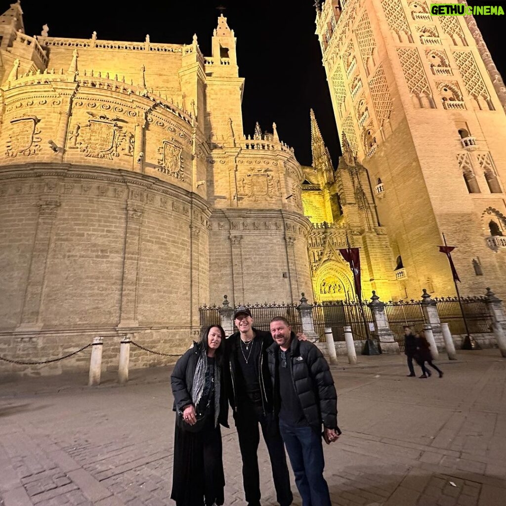 Taz Skylar Instagram - Missing my parents ❤️ Seville, Spain