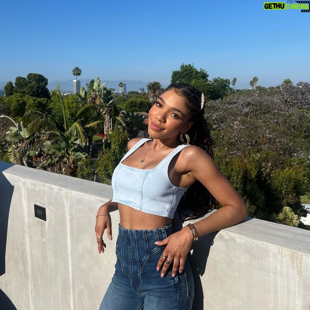 Teala Dunn Instagram - Soaking up the sun ☀️ #ootd Los Angeles, California