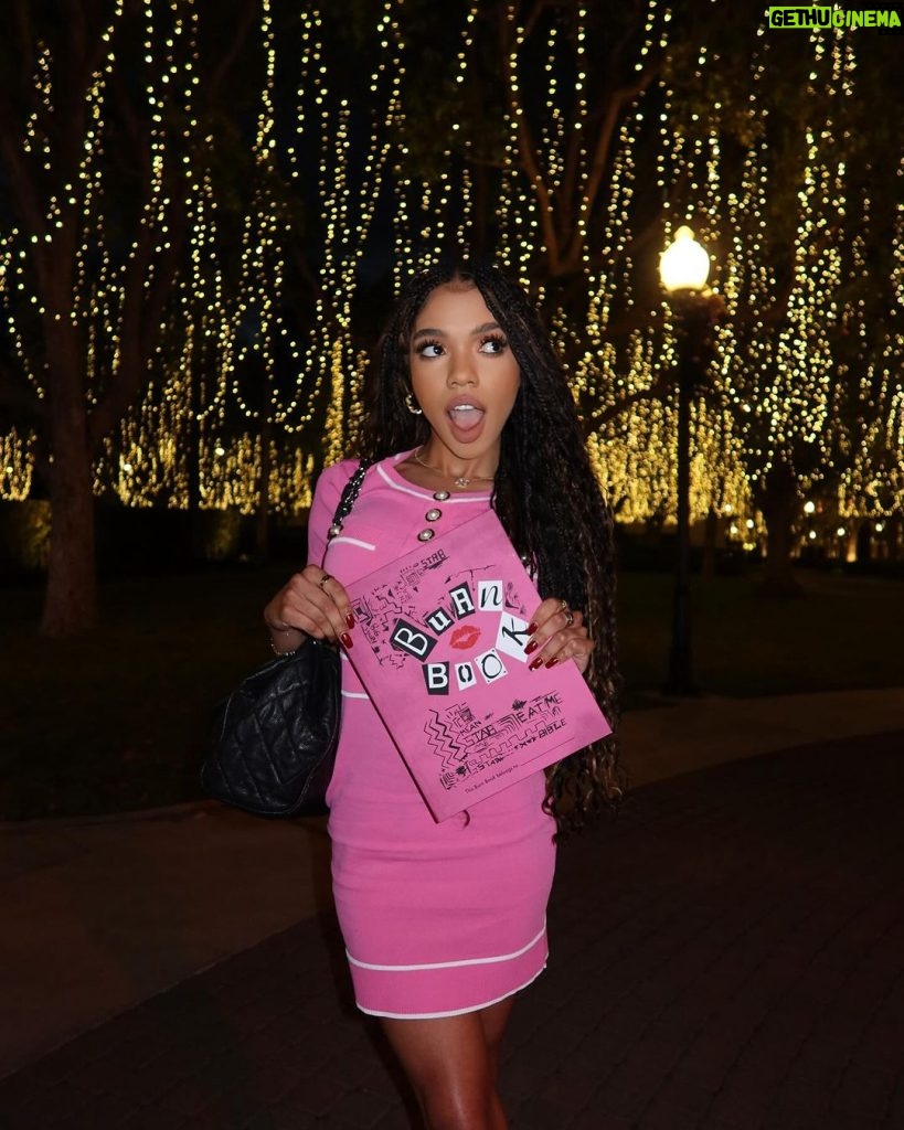 Teala Dunn Instagram - Mean girls was amazing 😍💗💞💓🎀 Thanks for having me @paramountpics @meangirls Los Angeles, California