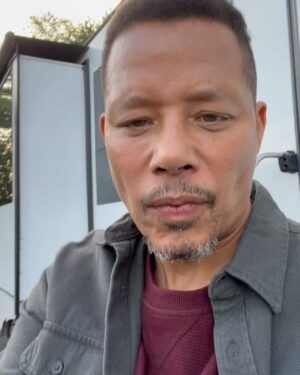Terrence Howard Instagram - Democratizing the industry from the inside out! Click the link and sign up to join Holly. #Holly #Investinyourself #beinthedriversseatofyourfuture