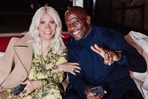 Terry Crews Instagram - Happy Diwali!! 🪔 Thankful to celebrate LOVE & LIGHT with @lilly and her amazing community of friends and family. May the next year be filled with more of this positive energy! #LoveAndLight2023 

📷: @alanvphotos