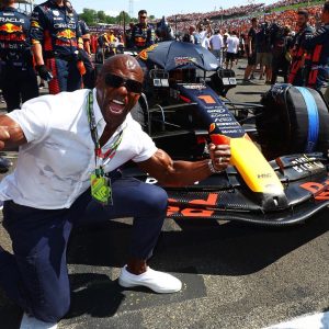 Terry Crews Instagram - Terry loves F1! 🤩

#F1 #Formula1 #HungarianGP @redbullracing