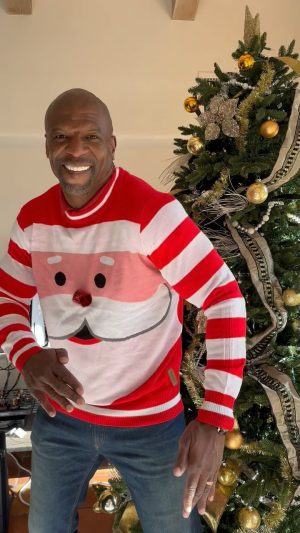 Terry Crews Instagram - Let’s talk about this sweater though!! 🎅

#santa #christmas #uglychristmassweater
