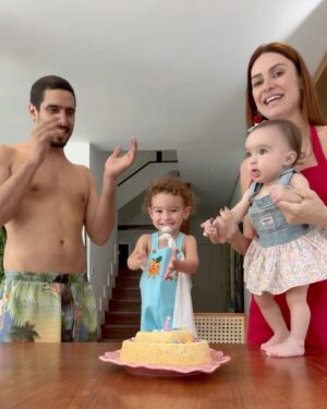 Thaila Ayala Instagram - Viva 8 meses do meu milagrinho!
