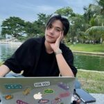 Thanat Lowkhunsombat Instagram - 🎼🌞🌴