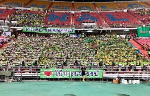 Thanawat Wattanaputi Instagram - รัก#savefans#allforyou