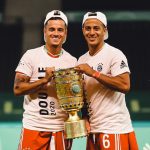 Thiago Alcántara Instagram - 🤙🏽😜 @phil.coutinho