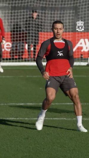 Thiago Alcántara Instagram - 😮‍💨 @thiago6