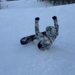 Thiti Mahayotaruk Instagram – The last pic is the best way to play a snowboard.