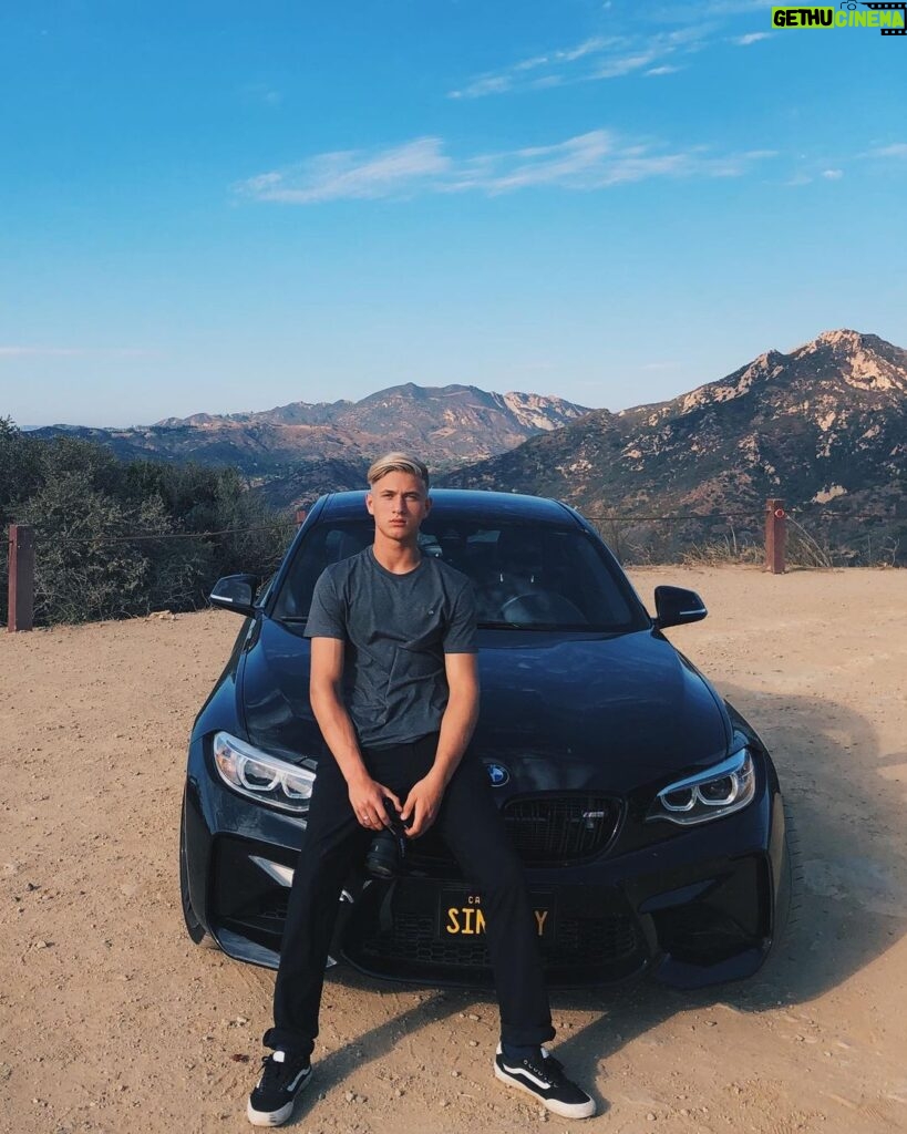 Thomas Kuc Instagram - a quick canyon drive