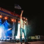 Thomas Rhett Instagram - Miami! That was awesome! Thank y’all for singing and dancin with us 🤘 @natesmith and @laineywilson y’all are the best. Love y’all! 📸: @graysongregory @countrybaymusicfestival #CBMF Miami, Florida