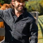 Thomas Rhett Instagram – In the spirit of Veteran’s Day, I’ve teamed up with my friends at @Huckberry to create the very limited-edition American Made Capsule. All of my proceeds from this collection will go directly to @foldsofhonor to provide scholarships to families of fallen or disabled veterans. The capsule features a special turquoise-button version of Flint and Tinder’s western shirt and a super limited run of 50 waxed shirt jackets from @crescentdownworks. I really think this capsule embodies what Americana should be: made in the USA with all the right heritage details. Y’all hit the link in our bios to shop fast before this limited collab sells out!
