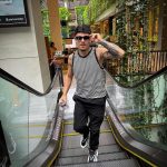Thomaz Costa Instagram - O que eu falei pra ele? 🤔 quero ver os comentários 🤣 Shopping Cidade Jardim