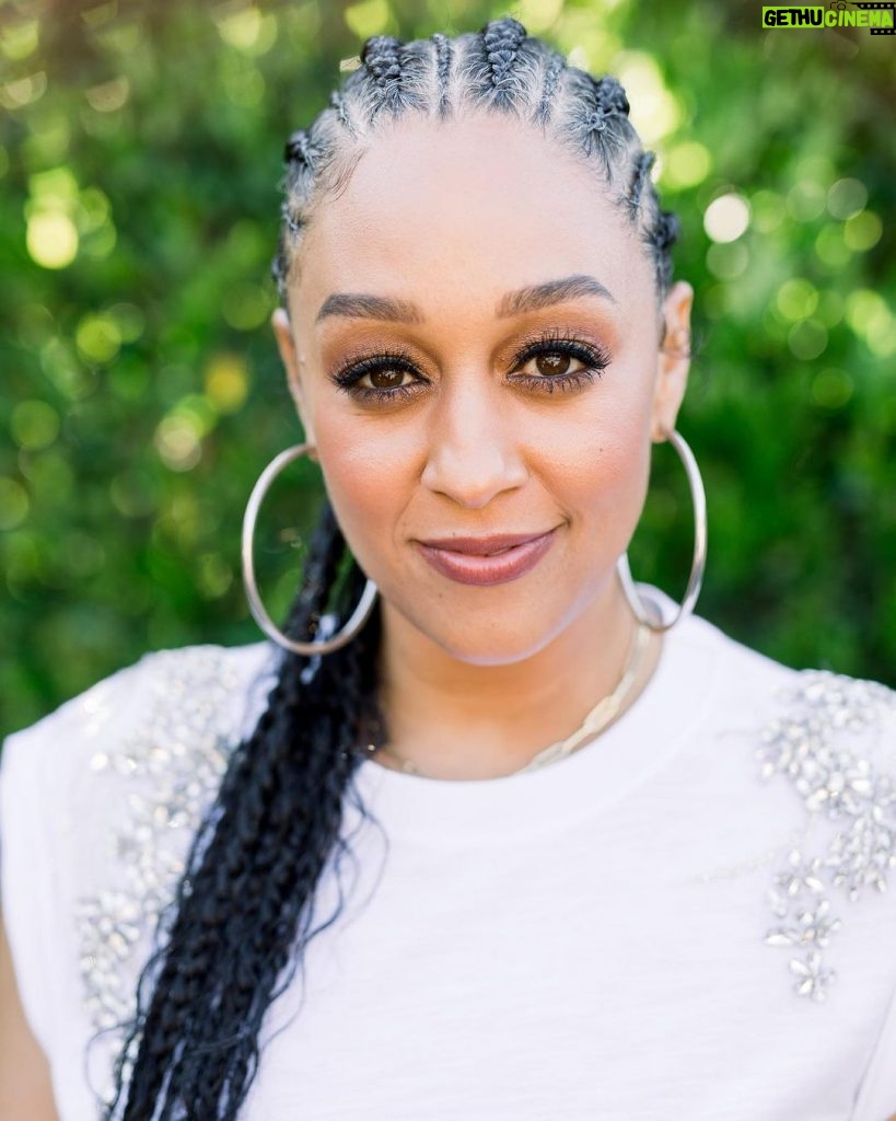 Tia Mowry Instagram - In my healing era, I've found solace in conversations with my therapist as we delve into my childhood. Through these discussions, I've come to realize that many of my present reactions and responses are due to my childhood experiences. One day, my therapist had me visualize my younger self and say affirmations to her: you are worthy, you are loved, you are safe. This exercise has transformed the process of healing my inner child and entered me into a time of self-discovery and self-love. With each step I take on this path, I am making choices with the younger version of myself in mind, determined to provide her with the protection and care she deserved. Today, I stand proud of the person I have become. Each moment of healing and self-care is a testament to my commitment to both my inner child and my present self.