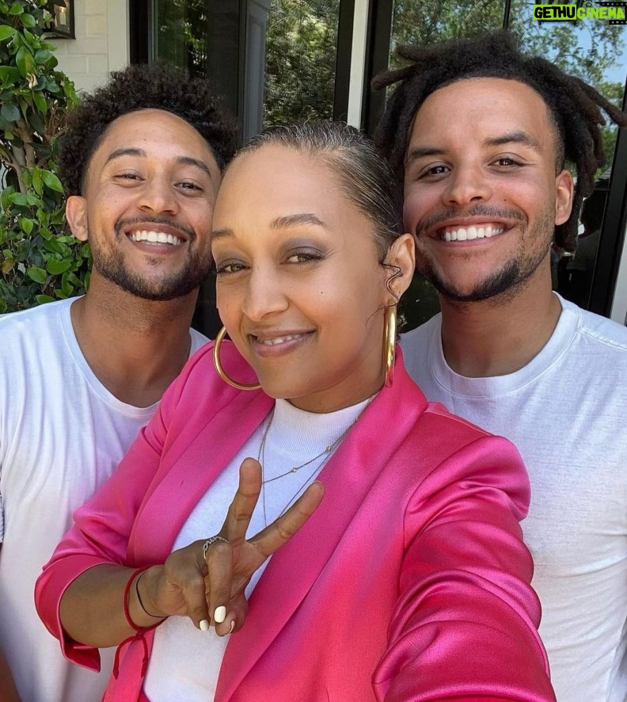 Tia Mowry Instagram - Gave some sisterly love yesterday. Today it’s all about the brotherly love. I have immense gratitude for the brotherly love shared between us. Growing up with brothers has created a unique bond that I cherish deeply. You both have been my protectors and pillars of support, demonstrating unwavering love and care in various ways.